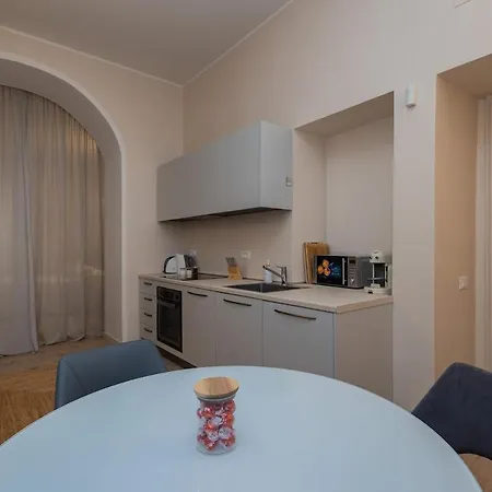 Apartmán Living Arco Della Pace *
