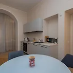 Apartament Living Arco Della Pace *